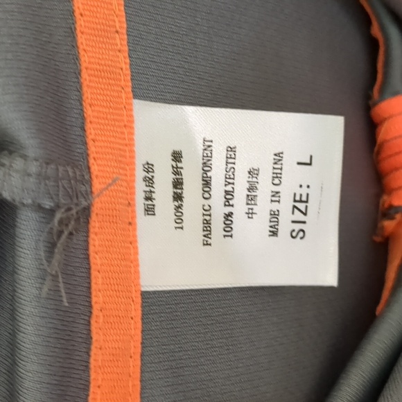 Men's Track Jacket Large - Picture 2 of 5